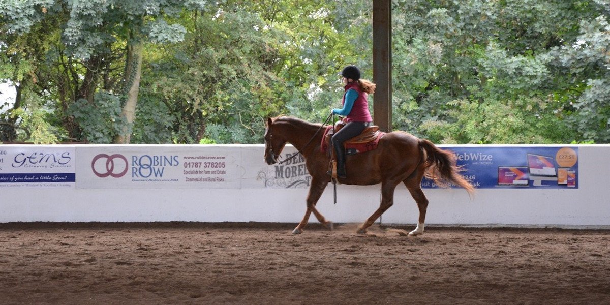 Shona Hamilton-Higgins riding Chicmare